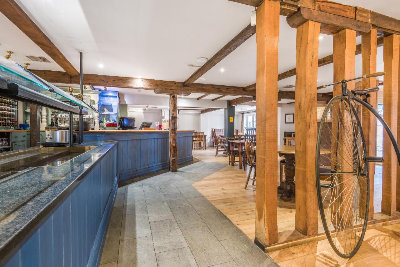 The Walhampton Arms Bed & Breakfast Лимингтън Екстериор снимка